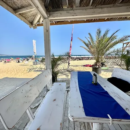 Menada Miramar Palace דירה