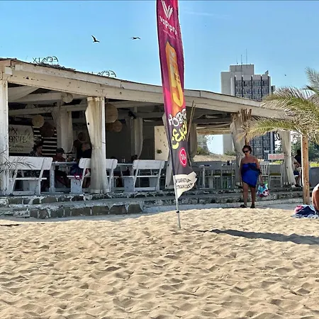 Menada Miramar Palace סאני ביץ'