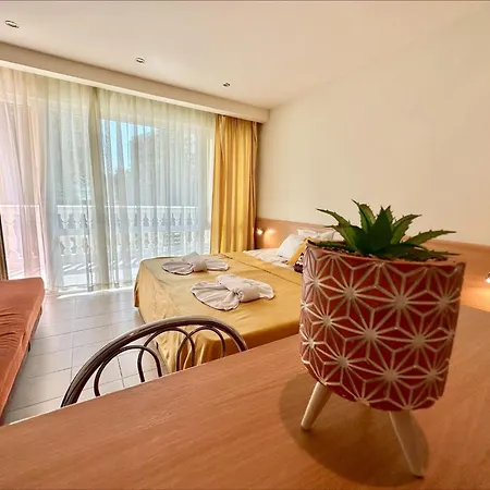 דירה Menada Miramar Palace סאני ביץ'
