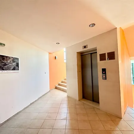 דירה Menada Miramar Palace