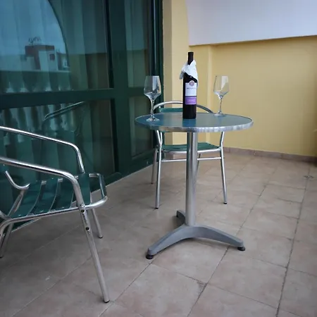 Menada Miramar Palace סאני ביץ'
