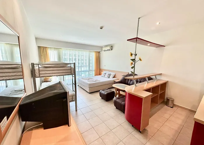 Menada Miramar Palace Apartment Sunny Beach