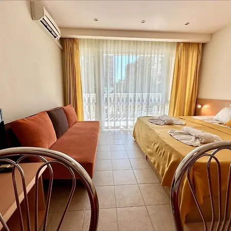 Menada Miramar Palace Apartment Sunny Beach